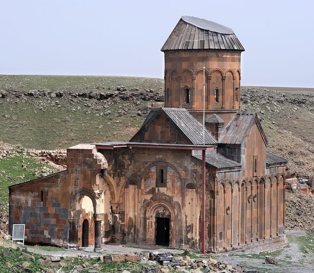 座城市|曾经的世界级首都:曾为国家骄傲现却成鬼城,遗迹还被邻国吞并