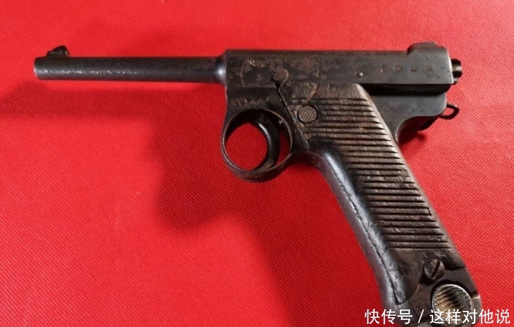 警察|宁夏警察博物馆陈列室里的世界名枪