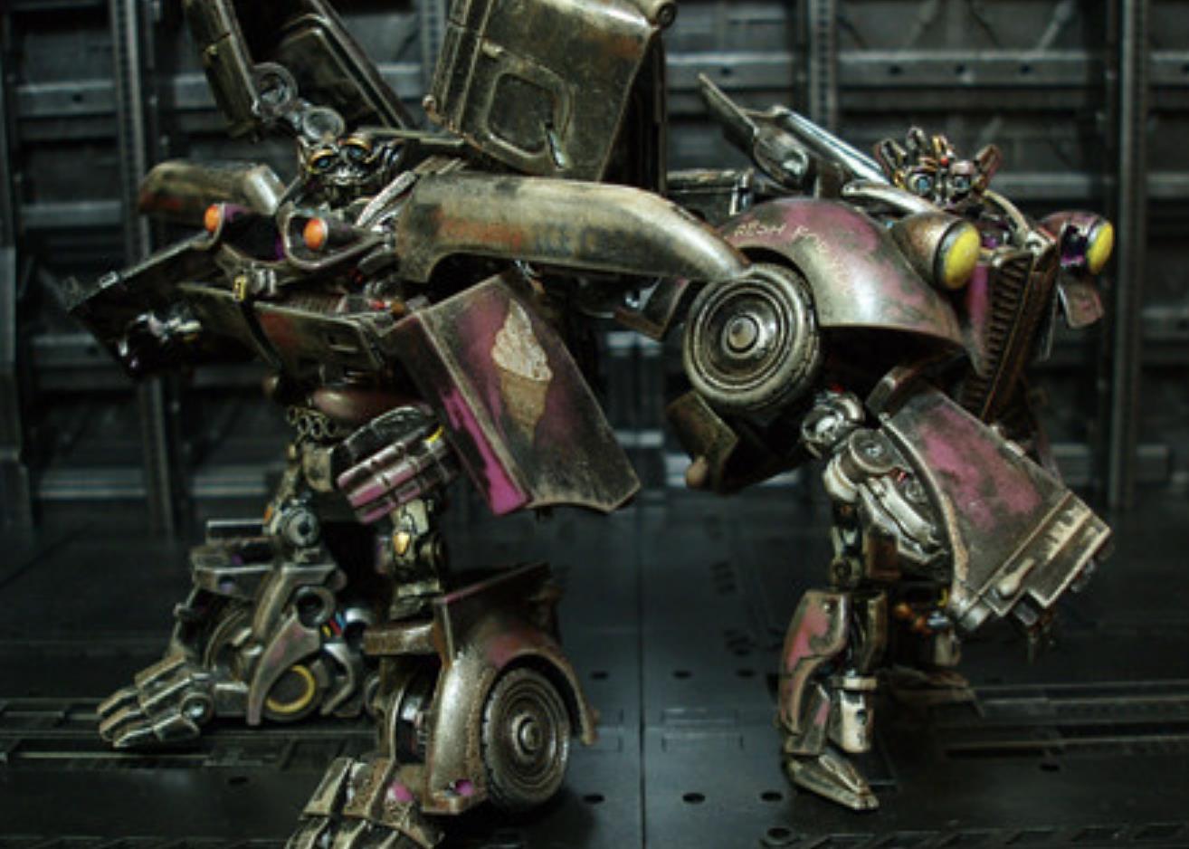 双胞胎|变形金刚动漫人物:重涂《卷土重来》顽强的双胞胎-黑金属冰激凌