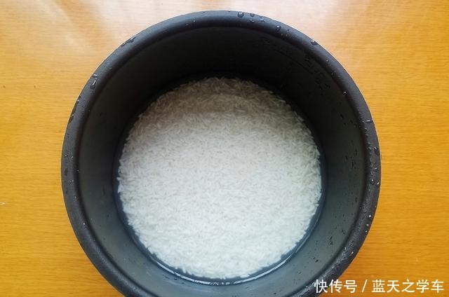 香甜|入伏后,我家糯米这样吃,香甜软糯好滋味,每一口都是大满足