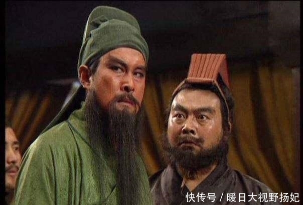  早就|刘备空手三顾茅庐不带礼物? 关羽早就看穿了刘备的心思, 但是不能说。