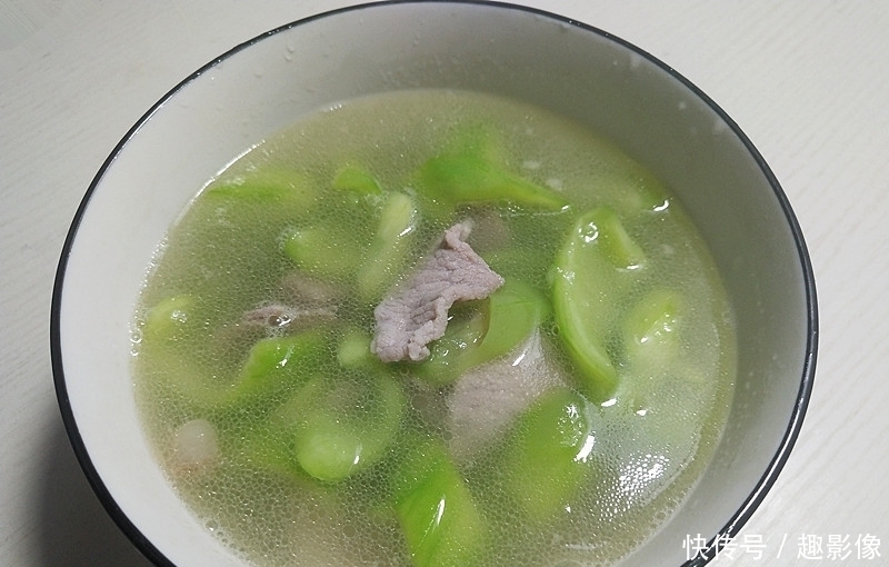 内行人|外行人喝骨头汤,内行人专喝它,营养丰富,三伏天最鲜美