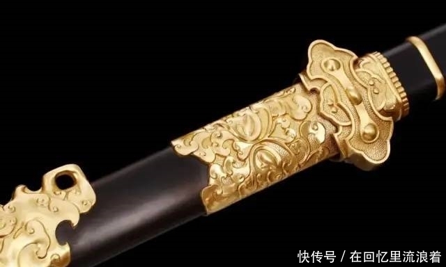 这把明星同款宝刀,竟是能砍透三十张铠甲片的大夏龙雀刀?