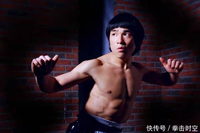  太弱|现代李小龙喊话吴亦凡：你太懒身体太弱，刘亦菲也不和你谈恋爱