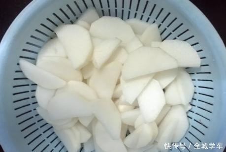 萝卜|学会饭店腌萝卜技巧,不用等十天半月,当天腌当天吃,简单还脆爽