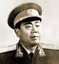 陈粟大军|华东野战军改编后，手下四大王牌纵队分属哪些兵团，军长是谁