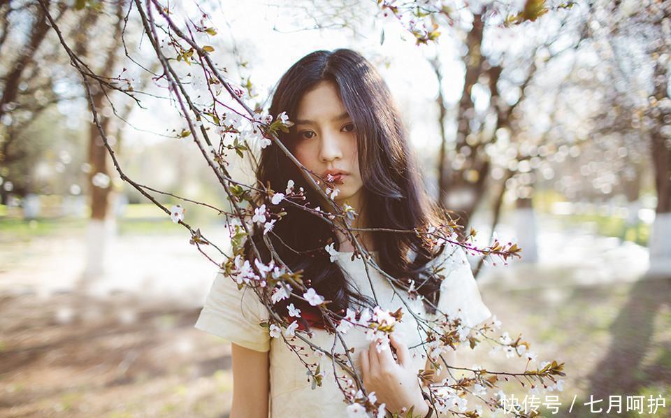 上映|92年出生的云南女孩,24岁获得金像奖影后,她能超越周冬雨吗