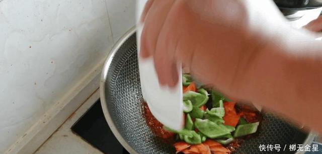 家人|改进鱼香豆腐,三个关键点,就让豆腐入味,色香味俱全,家人赞!