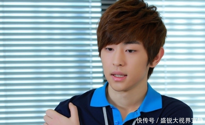  努力|有着一双狐狸眼，努力上进，对待工作绝不马虎的男人