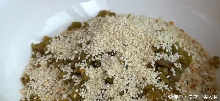 简单|香酥“五仁饼”,不用烤箱在家制作,简单易学,酥脆香甜