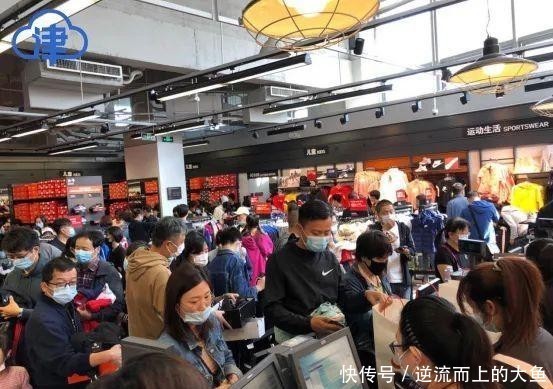 爆表|国庆逛吃玩一体!津城商场餐厅处处人气爆表!