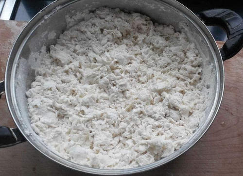 酵母粉|发面别再用白糖和酵母了!用它代替,8分钟快速发满盆