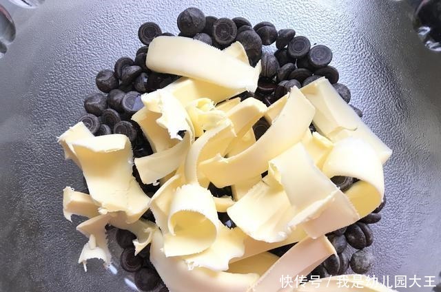 口感|教您高颜值、超赞口感的甜点,焦糖饼干布朗尼的实用家庭做法!