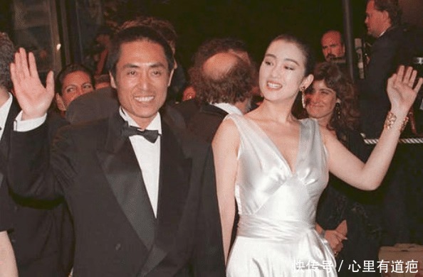 们都知道|娱乐圈谈过最多女星的4位导演,前三位还好,最后一位人尽皆知!