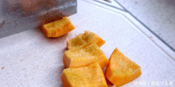 不腻|饭店15一份的粉蒸肉,自己在家就能做,口感香糯,肥而不腻