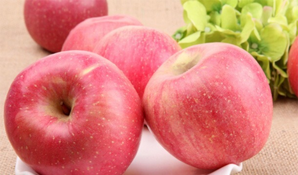 堪比|女性40岁后多吃“护发果”,堪比护发素,头发丝滑,乌黑,不脱发