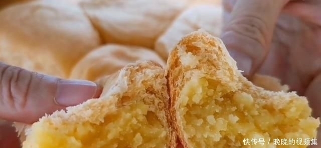 面粉|面粉别蒸馒头了,加2个西红柿,不用蒸不用烙,出锅比吃肉还香