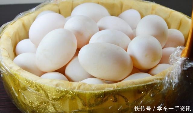 特别|外婆独有的腌制咸鸭蛋配方,一剥皮油滋滋冒,吃过一回终身难忘