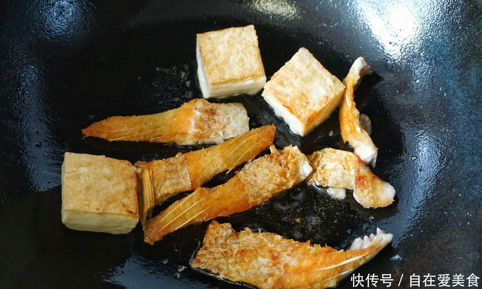 牛高汤|这锅酸菜鱼太好吃了,只用一种汤汁调味,煮了一大锅两人还不够吃