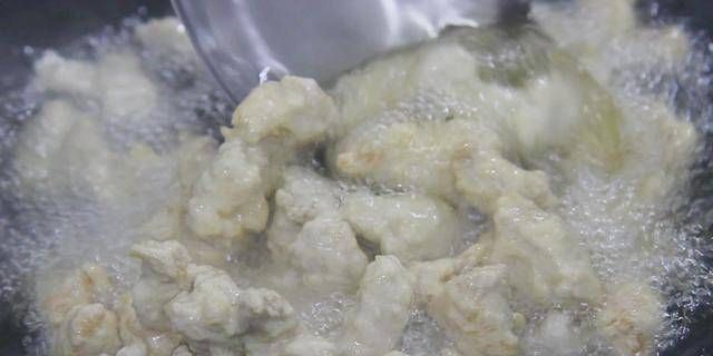  告诉|厨师告诉你糖醋里脊的方法是这两个，又脆又甜又酸