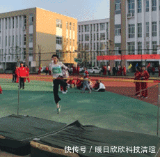 表白|“第一次进厂,怎么追黑衣服的这个女孩?”哈哈哈哈哈哈哈大胆表白