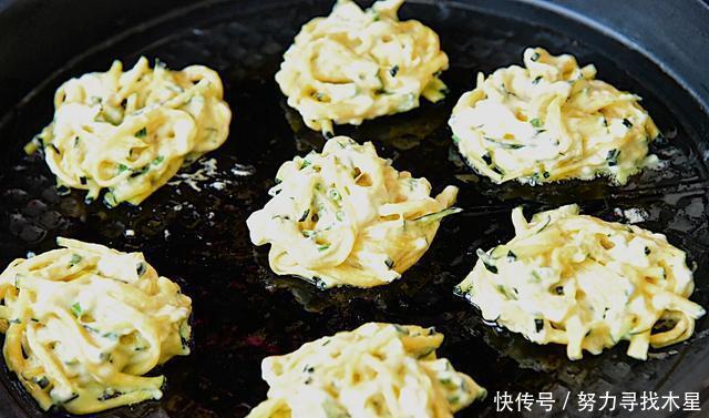 秋季|秋季,这早餐我家隔三差五做一次,鲜嫩入味还好消化,老少皆宜