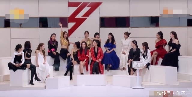  做法|《乘风破浪》孟佳选队友，蓝盈莹玩手机逃避，吴昕张含韵做法圈粉