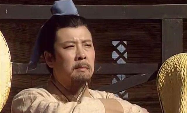 拒绝|部下将一寡妇献给赵云，赵云当场拒绝，刘备从此不再重用赵云