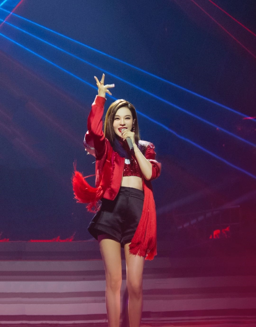 郁可唯|郁可唯:靠暴露私生活拉人气,是很恶心的事情