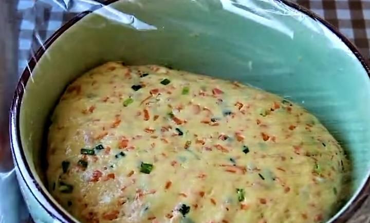 好吃|教你玉米面新吃法，蒸一蒸咸香劲道，比包子好吃，比馒头简单