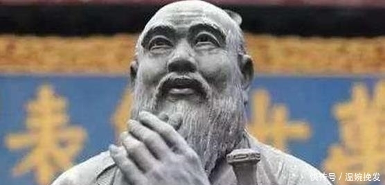 大臣|康熙在孔子墓前不下跪,大臣遮住墓碑上一字,康熙见状立即下跪