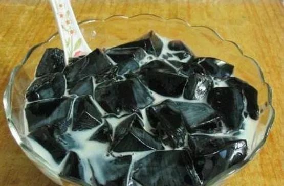 外卖|假如饭店老板免费请你吃半年外卖,必须吃4种食物,学生怎么选