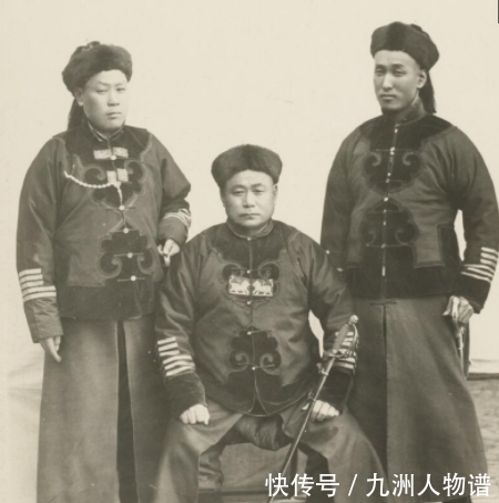 张照片中|晚清大内高手的真实模样, 个个体态敦实, 双目炯炯有神!