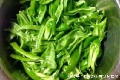 小时|开胃腌黄瓜的做法,这方子简单好用!泡2个小时,又脆又下饭