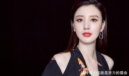 活成|她曾搭戏胡歌一炮而红,为拍戏隐瞒怀孕致胎死腹中,如今活成这样