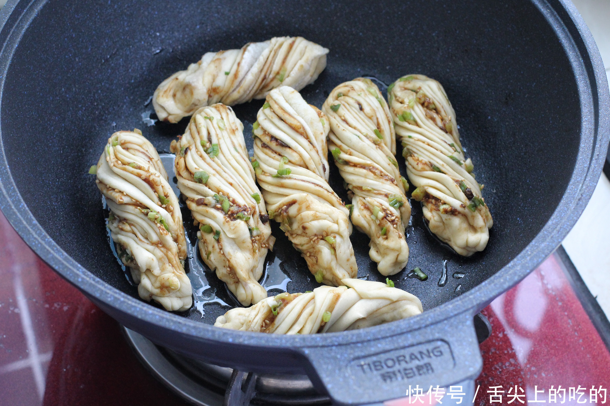 早餐|早餐就吃这面食,只需一次发酵,酱香浓郁又暄软,做一锅不够分