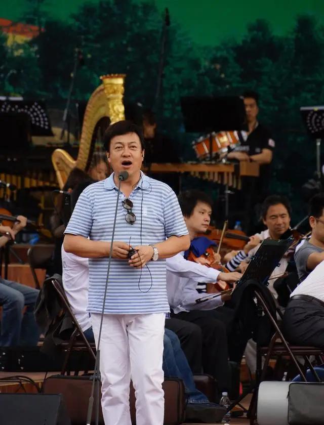 寂寞|吕继宏六十岁了,渴望有个家,一个人的生活,毕竟有些寂寞孤单