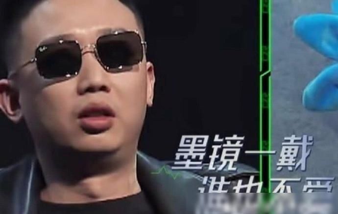 调戏|张艺兴被GAI调戏了,一脸无奈只能苦笑,粉丝评论:太扎心了