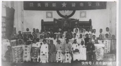 首饰|绑匪绑架黄世荣要50根金条, 可黄家只给49根, 剩下一根要了绑匪的命