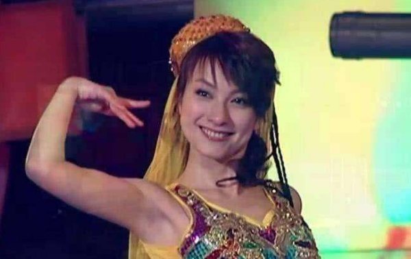 观众|主持快本14年, 如今却被爆出“欺骗”亿万观众, 隐藏太深了