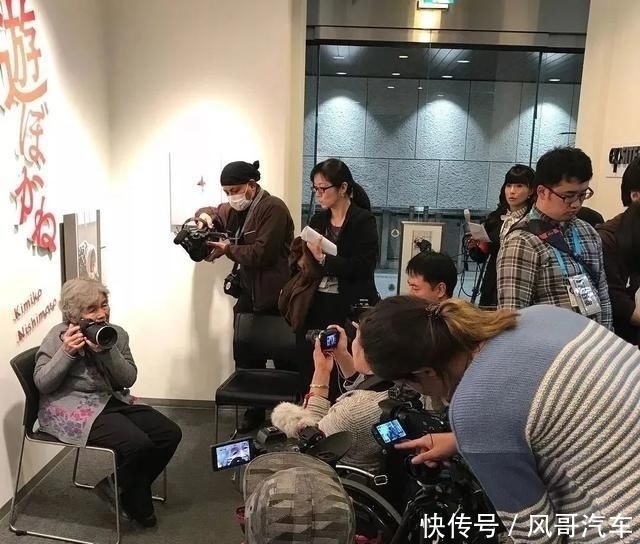  网红|这位奶奶大器晚成，72岁学摄影，89岁办影展，想退休可实力不允许