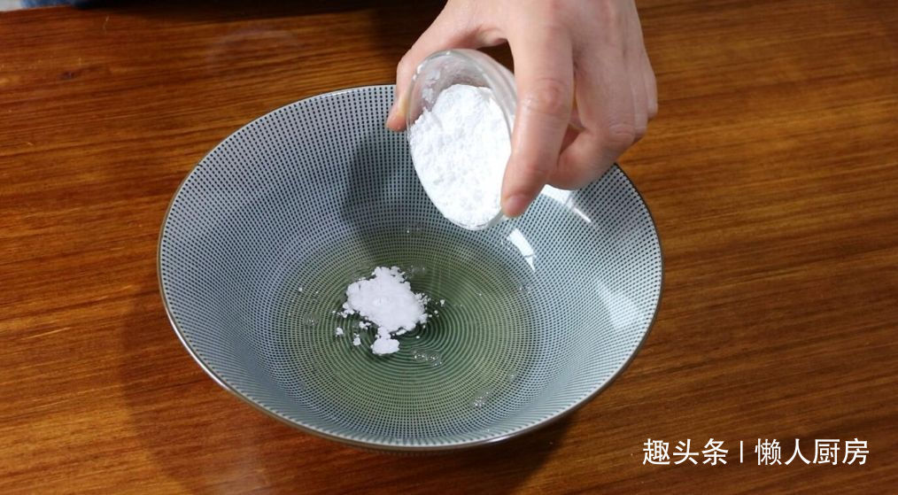  成功|不用烤箱，不用电饭锅，这是用平底锅就能做的蛋糕卷，一次性成功