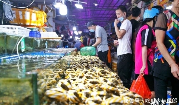 老广|图集 欢度中秋除了月饼还有啥好吃的?老广笑了!