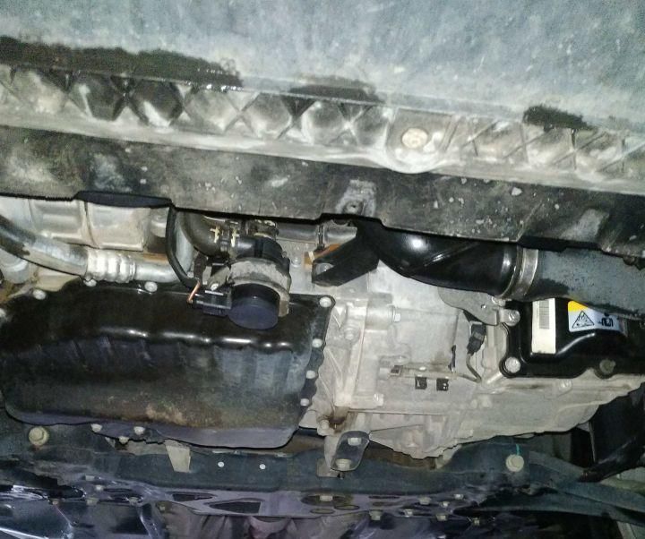 买辆|大众帕萨特新车低至13万,花11万买辆开了五年的二手帕萨特图啥