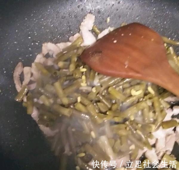 土豆|入秋后,土豆南瓜都比不过“它”,钙是南瓜的4倍,才2块钱一斤