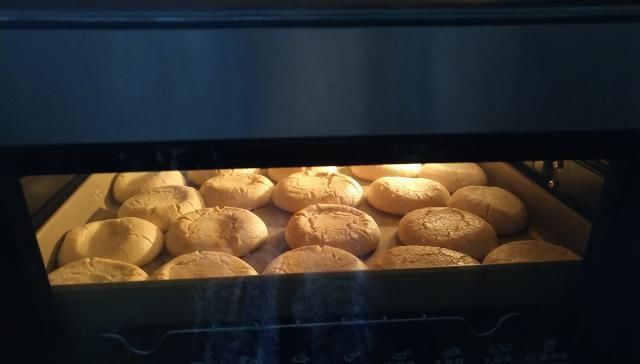 不油|酥得掉渣的老式桃酥饼,原来是用它做的,香脆不油,家人最喜爱