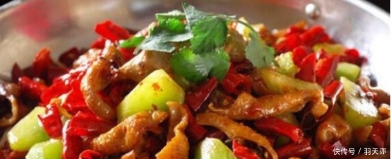 红椒|家常菜是一个普通而美味的城市。很好吃,也很容易做。很受家庭欢迎