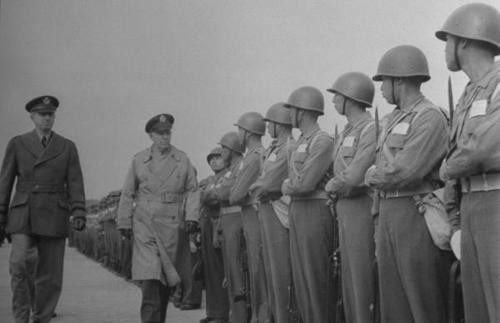 张灵甫|孟良崮战役,唯一拼死救援张灵甫的杂牌军悍将,一纵四个团被打光