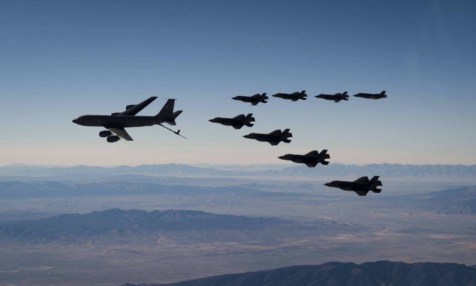 敌机|天天说数据链,到底什么是军用数据链