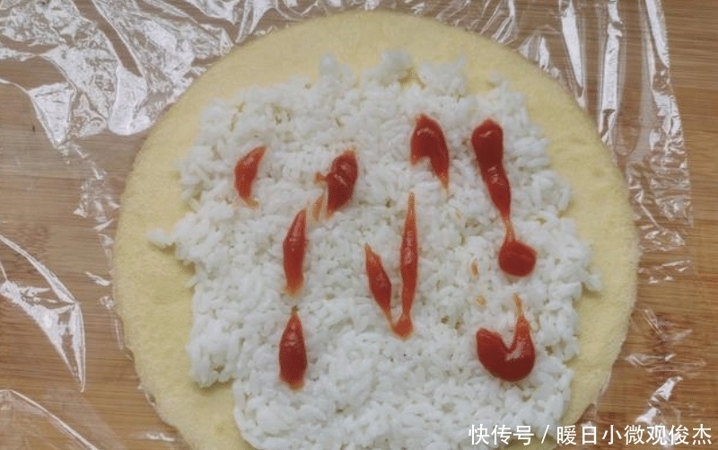 试试|孩子挑食怎么办?试试这款厚蛋烧版寿司卷,营养丰盛味道佳